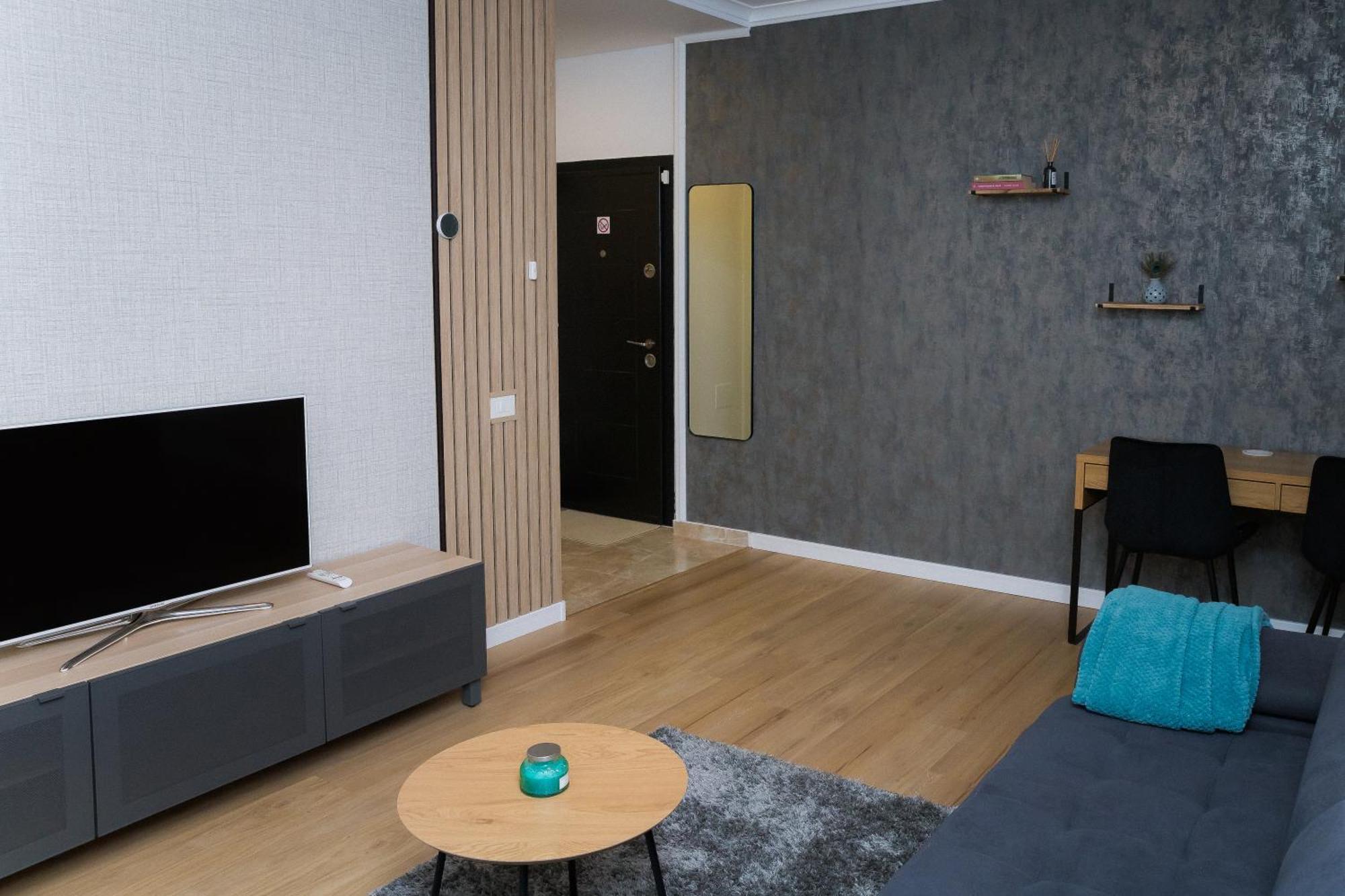 Elysian Urbanscape Brown, 2 Rooms, Near Bucharest Chiajna Eksteriør billede